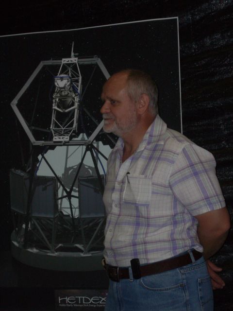 Mr. Kriel describes the HETDEX experiment